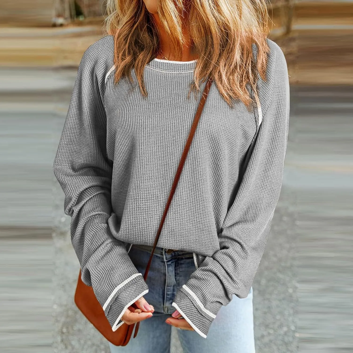 2025 Lightweight Hoodie Womens Long Sleeve Oversized Sweatshirt Casual Pullover for Winter and Spring Daily Wear