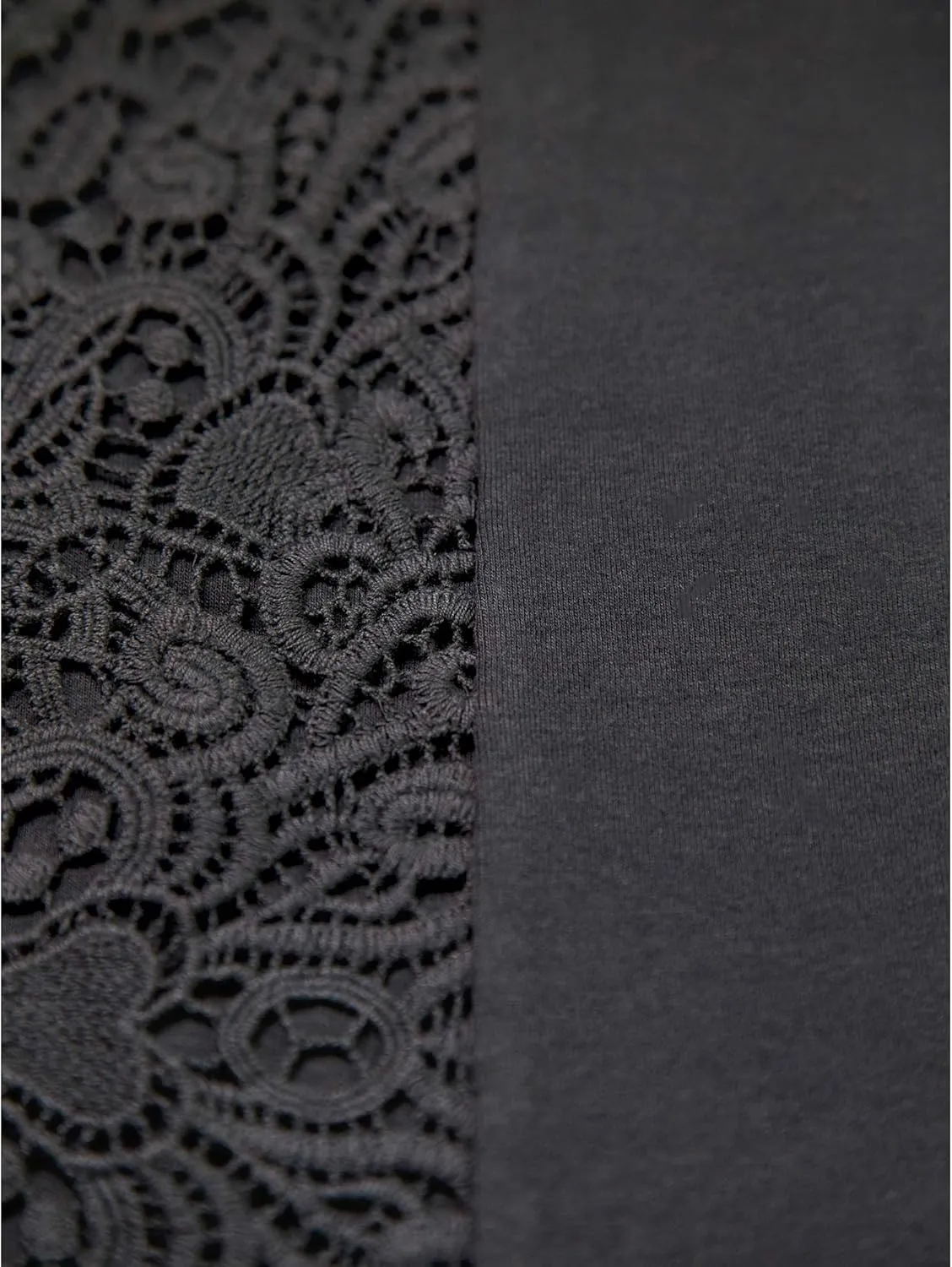 AmlieBoutik Women Scoop Neck Crochet Lace Eyelet Racerback Sleeveless Tank Top