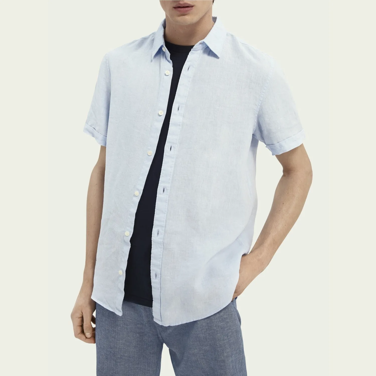 Classic Short-Sleeve Shirt (Light Blue)