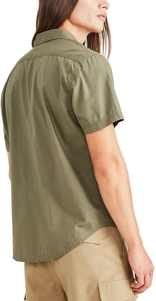 Dockers Men's Regular Fit Short Sleeve Utility Shirt