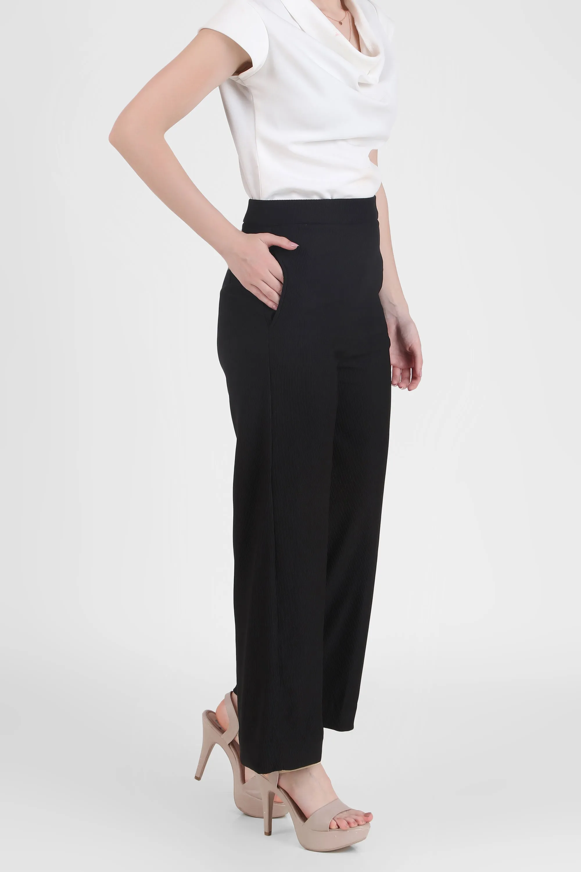 Front Open Style Blazer with Flowing Trousers, Black