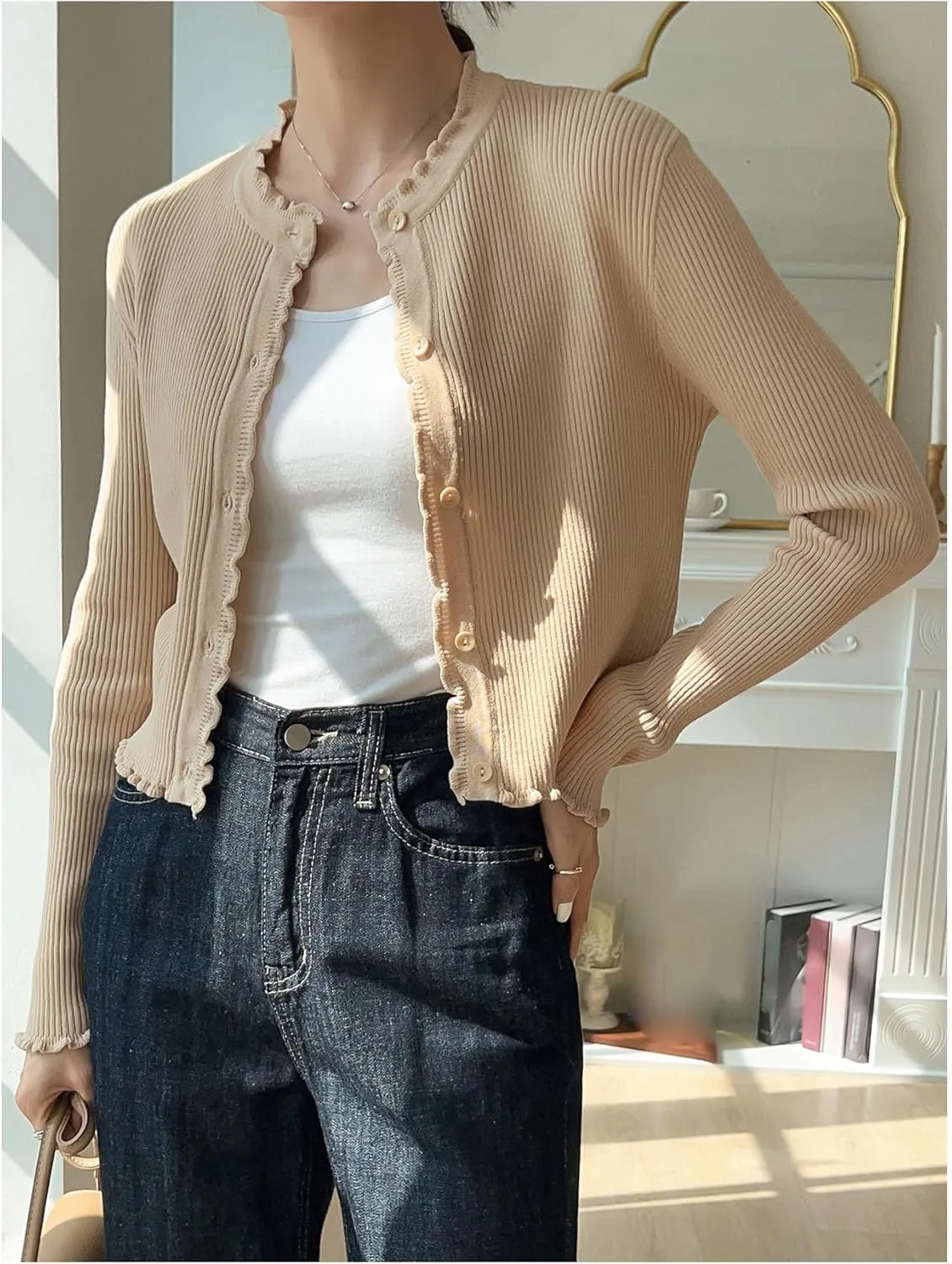 GORGLITTER Women's Knit Cardigan Frill Trim Button Down Crew Neck Cropped Sweater Cardigan