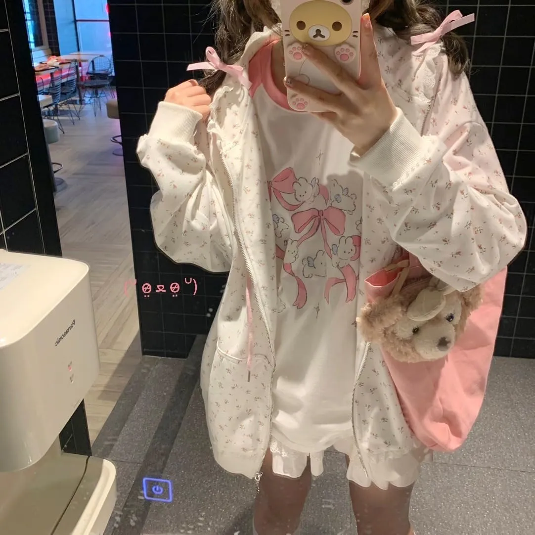 Lunoakvo Women Cute Lace Patchwork Floral Floral Hoodie Kawaii Cat Embroidery Zipper Hooded Sweatshirt for Teen Girls
