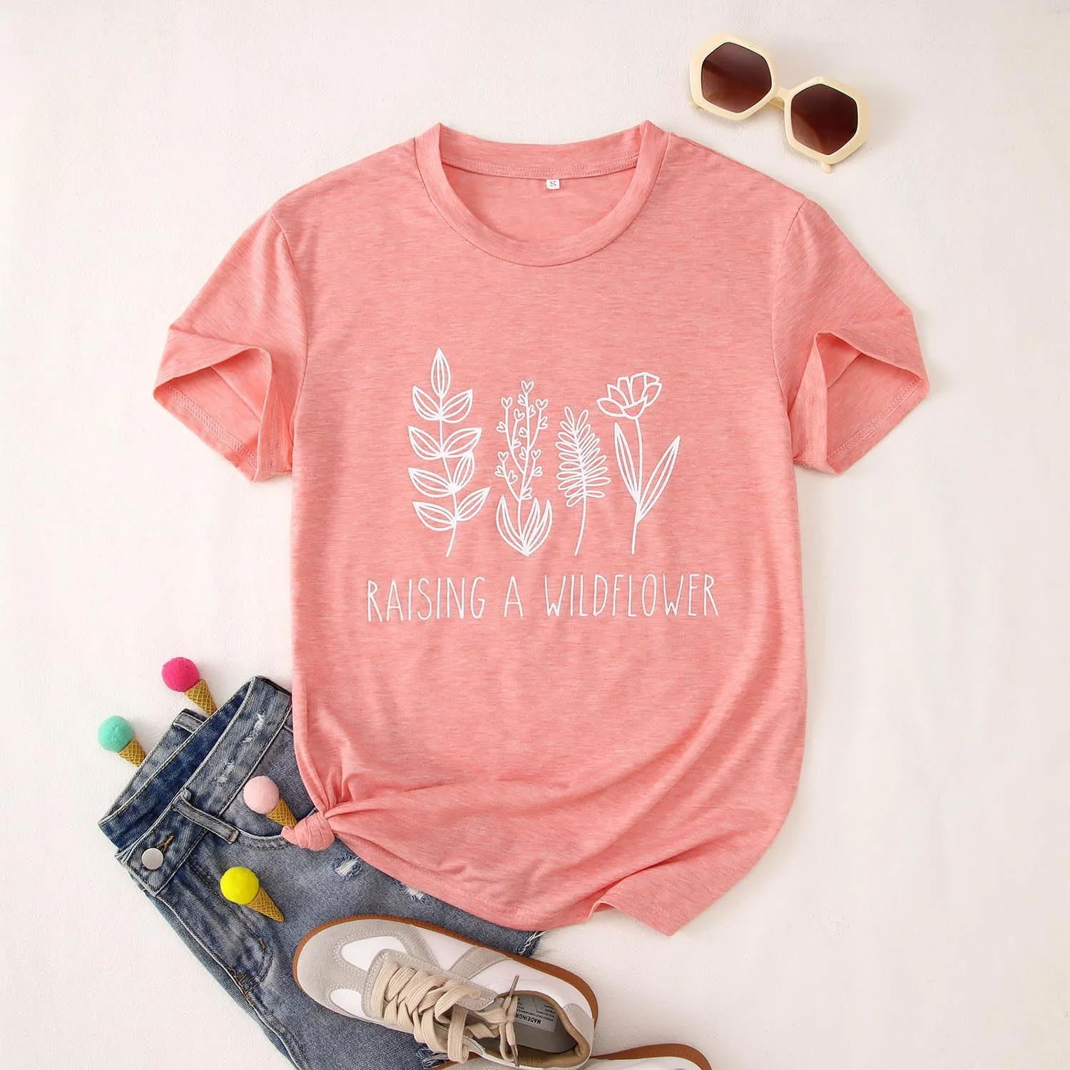 Raising A Wildflower Mommy and Me Shirts Cute Floral Graphic T-Shirt Mom and Daughter Outfits Summer Short Sleeve Tees