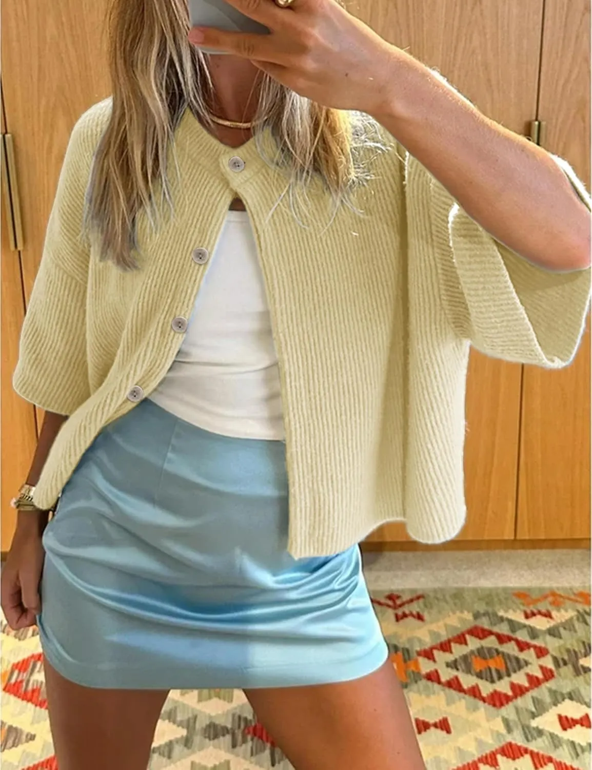 SCUSTY Women's Lightweight Cardigan Short Sleeve Button-Down Summer Cardigan Sweater