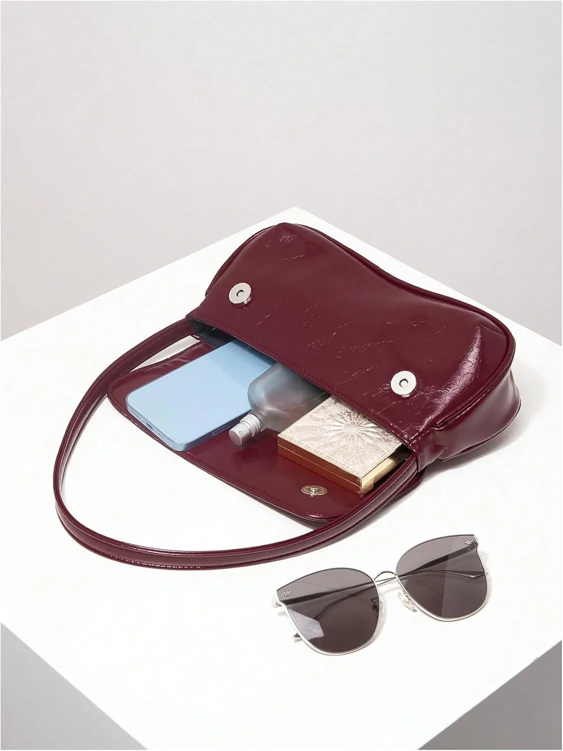 Verdusa Women's Retro Flap Shoulder Bag PU Leather Top Handle Underarm Bag Purse