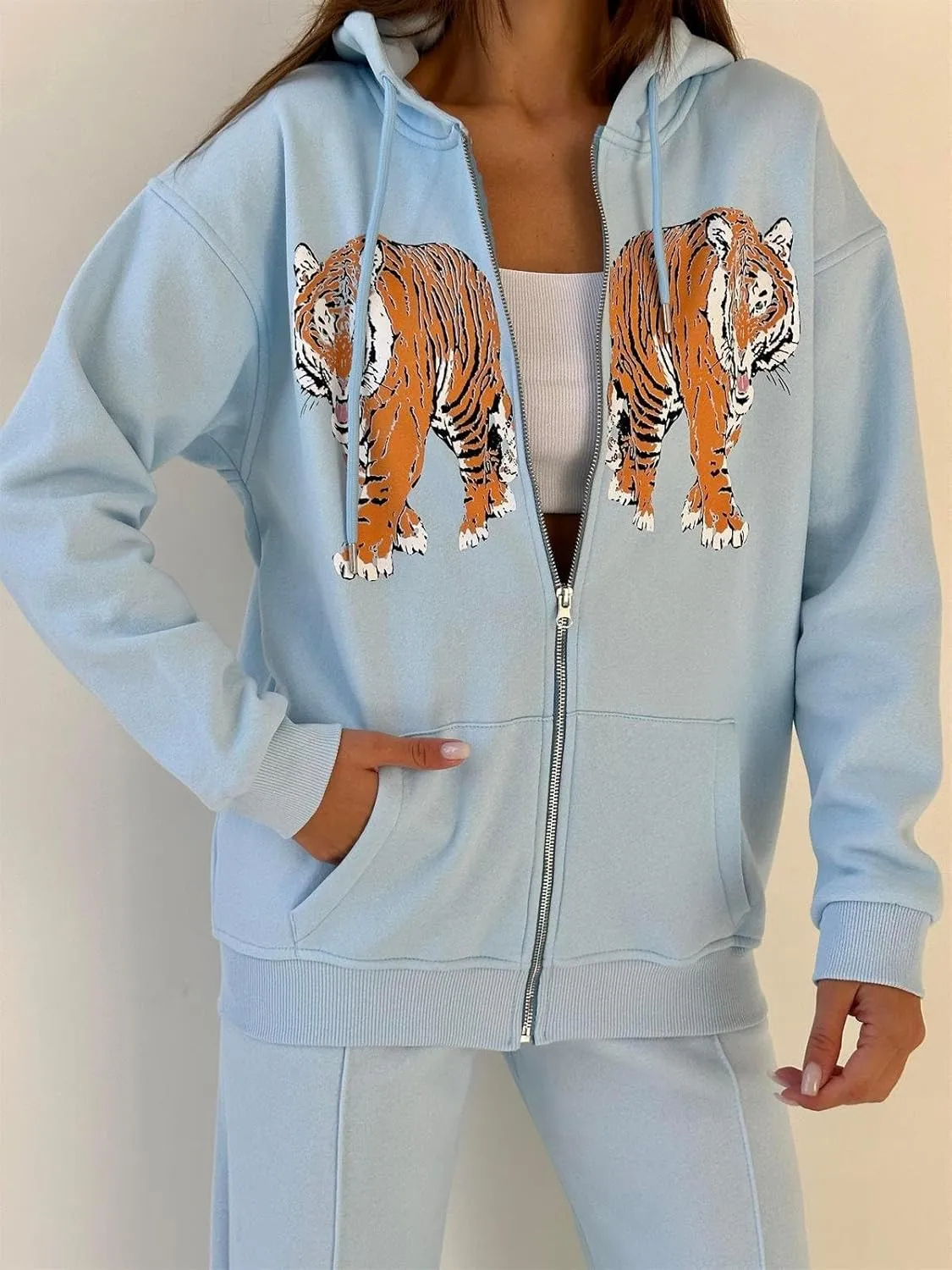 Women Y2k Zip Up Cropped Hoodie Vintage Graphic Oversized Hooded Sweatshirt Jacket with Pockets Teen Girl Fall Coat