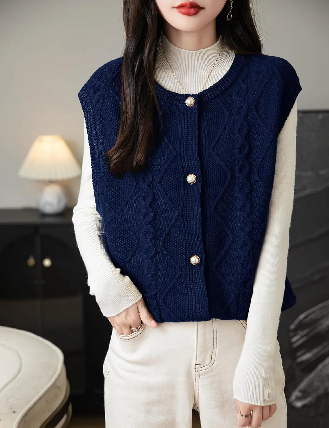 Women's 100% Merino Wool Sweater Vest 2025 Fall Winter Crew Neck Button Down Sleeveless Cable Knit Sweater Vest