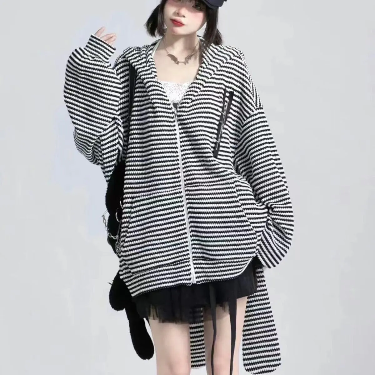 Y2K Bunny Ear Hoodie Harajuku Kawaii Striped Zip Up Hoodie Vintage Baggy Hoodie Punk Streetwear Jackets Goth Clothes
